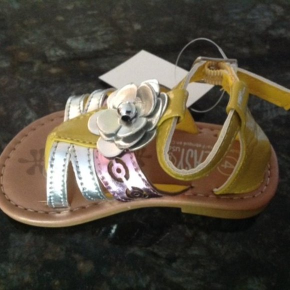 YELLOW SANDALS Girls Shoes by Easy USA Toddler 8 - Picture 4 of 4